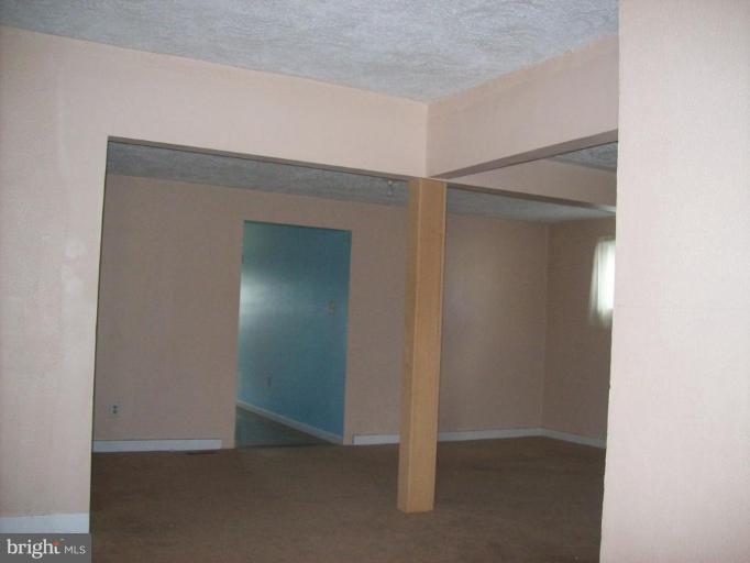 2444 Mayberry Road Westminster, MD 21158 - Photo 2 of 16 Family Room