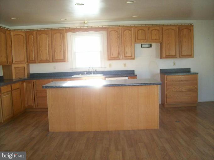 2444 Mayberry Road Westminster, MD 21158 - Photo 11 of 16 Kitchen