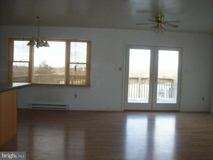 2444 Mayberry Road Westminster, MD 21158 - Photo 5 of 16 Dining Area
