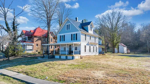 $739,000 | 154 Mitchell Drive, New Castle, VA 24127
