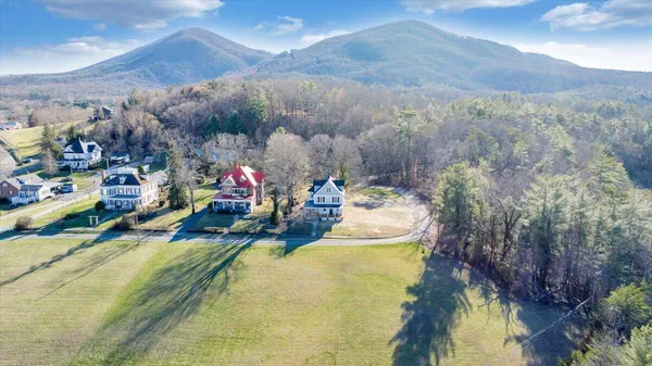 $739,000 | 154 Mitchell Drive, New Castle, VA 24127