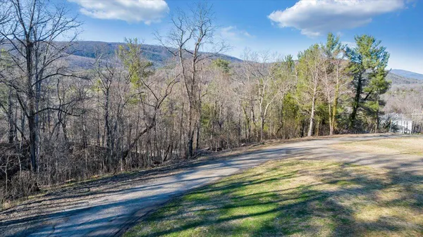$739,000 | 154 Mitchell Drive, New Castle, VA 24127