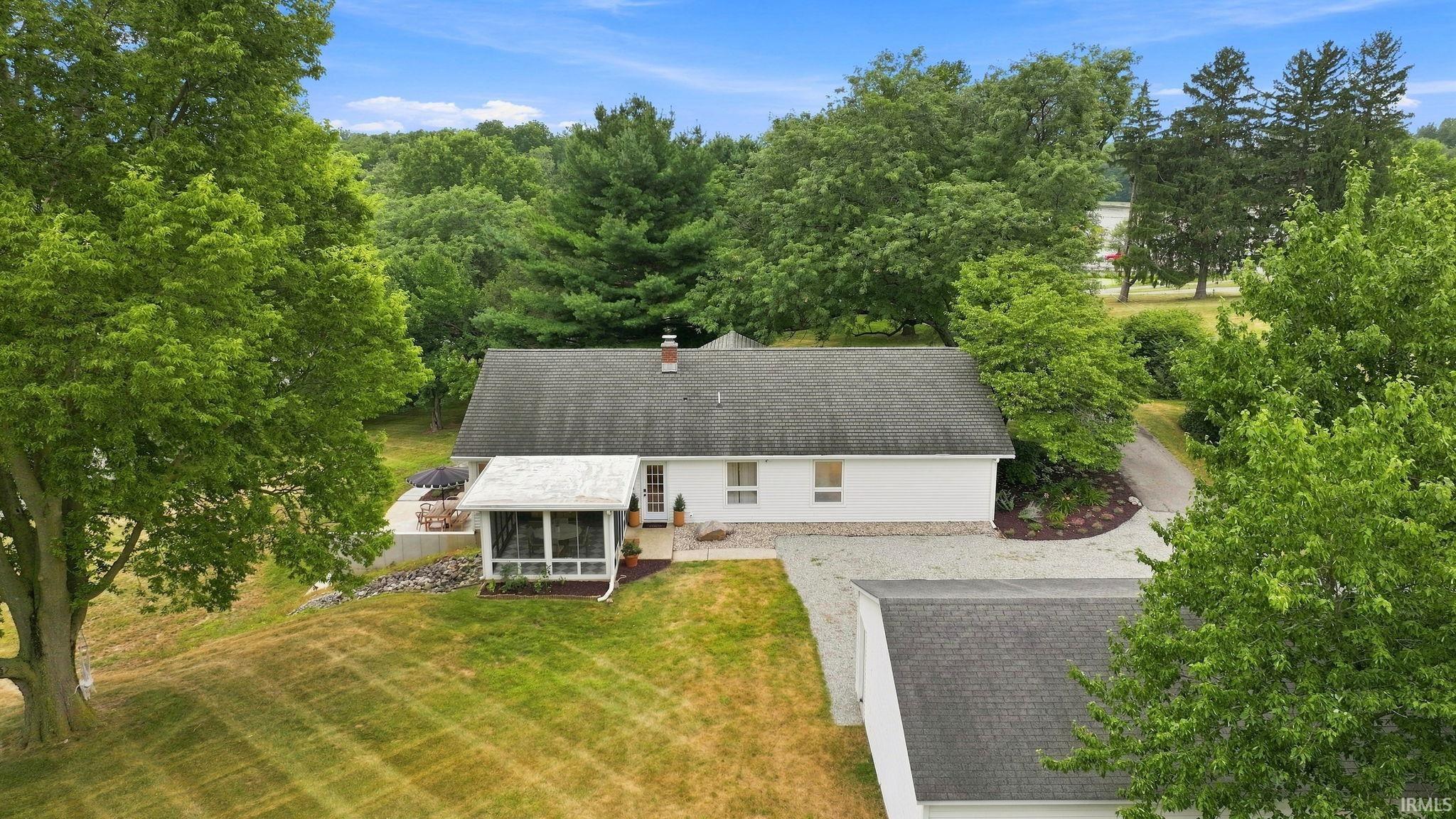 14210 Schwartz Road Leo, IN 46765 - Photo 6 of 50 Gallery Image 6