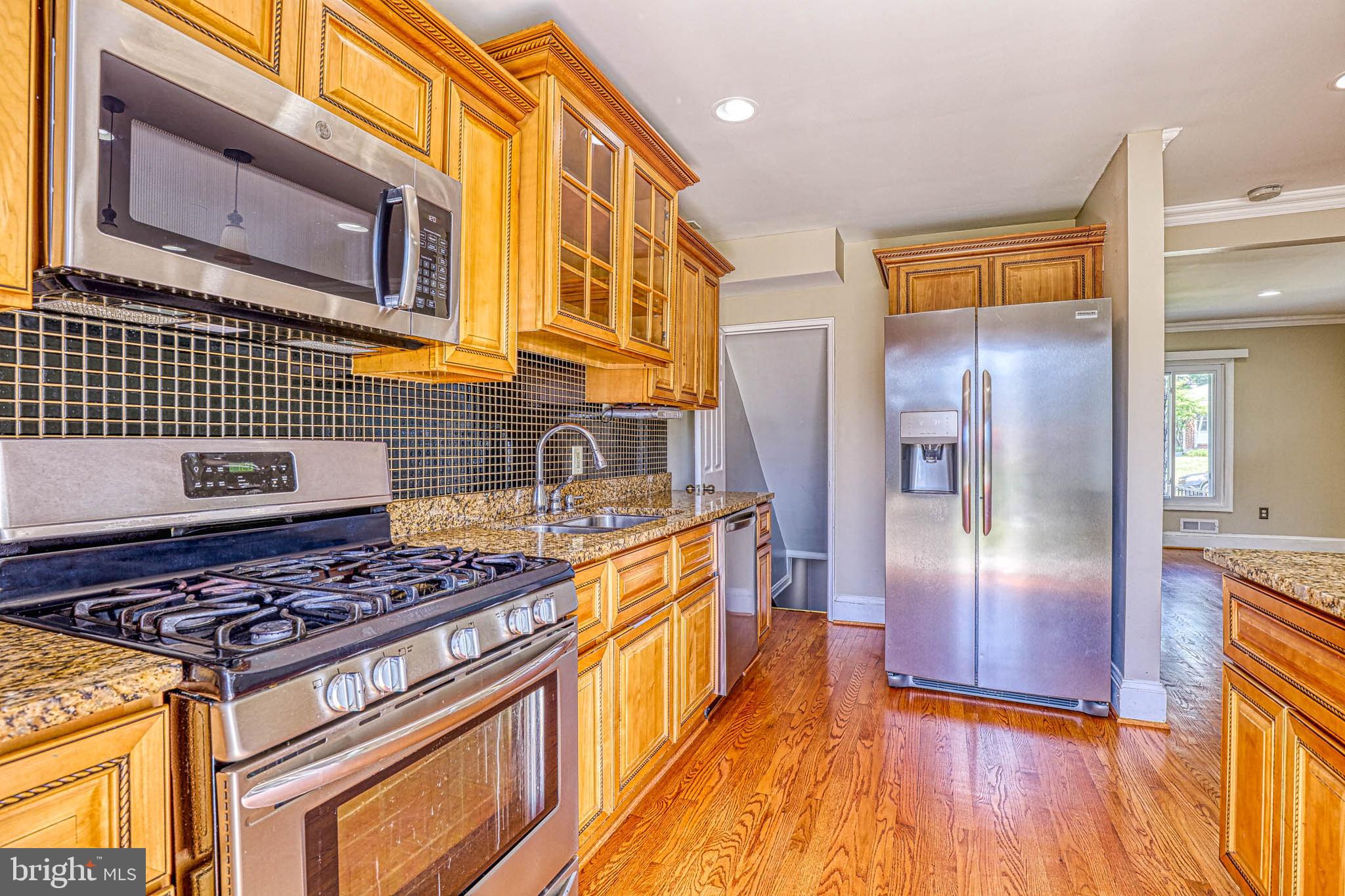 941 Southridge Road Baltimore, MD 21228 - Photo 13 of 30