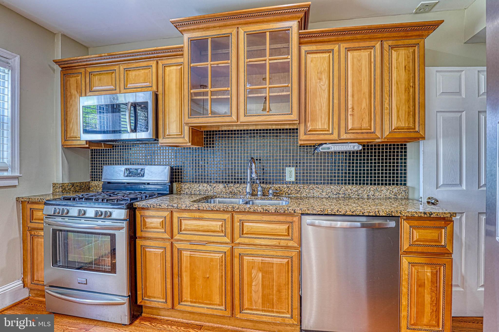 941 Southridge Road Baltimore, MD 21228 - Photo 14 of 30