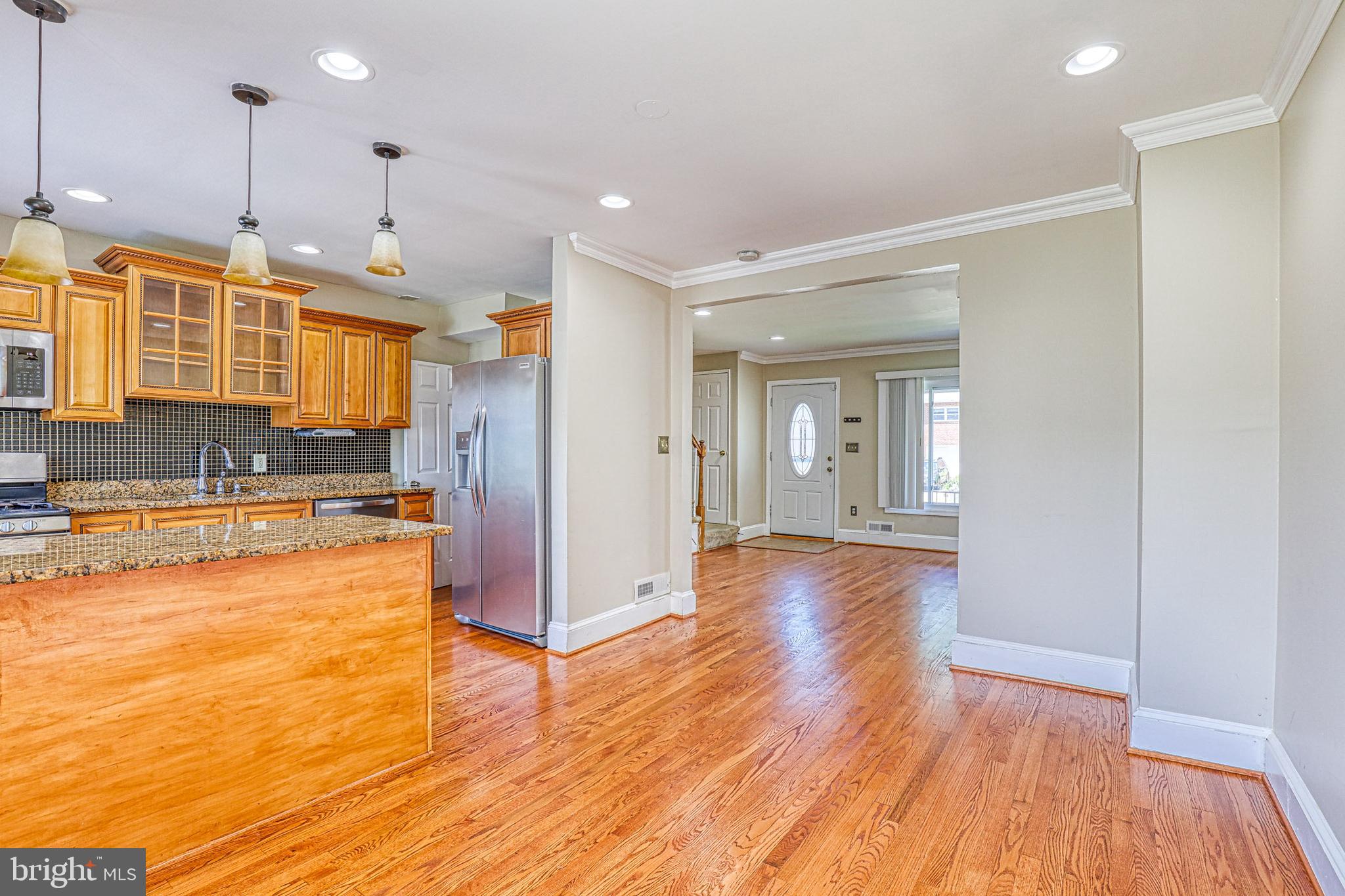 941 Southridge Road Baltimore, MD 21228 - Photo 10 of 30