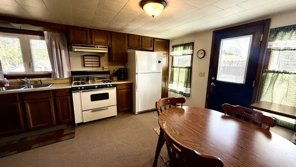$175,000 | 417 Welcome Avenue, Bear Creek, WI 54922