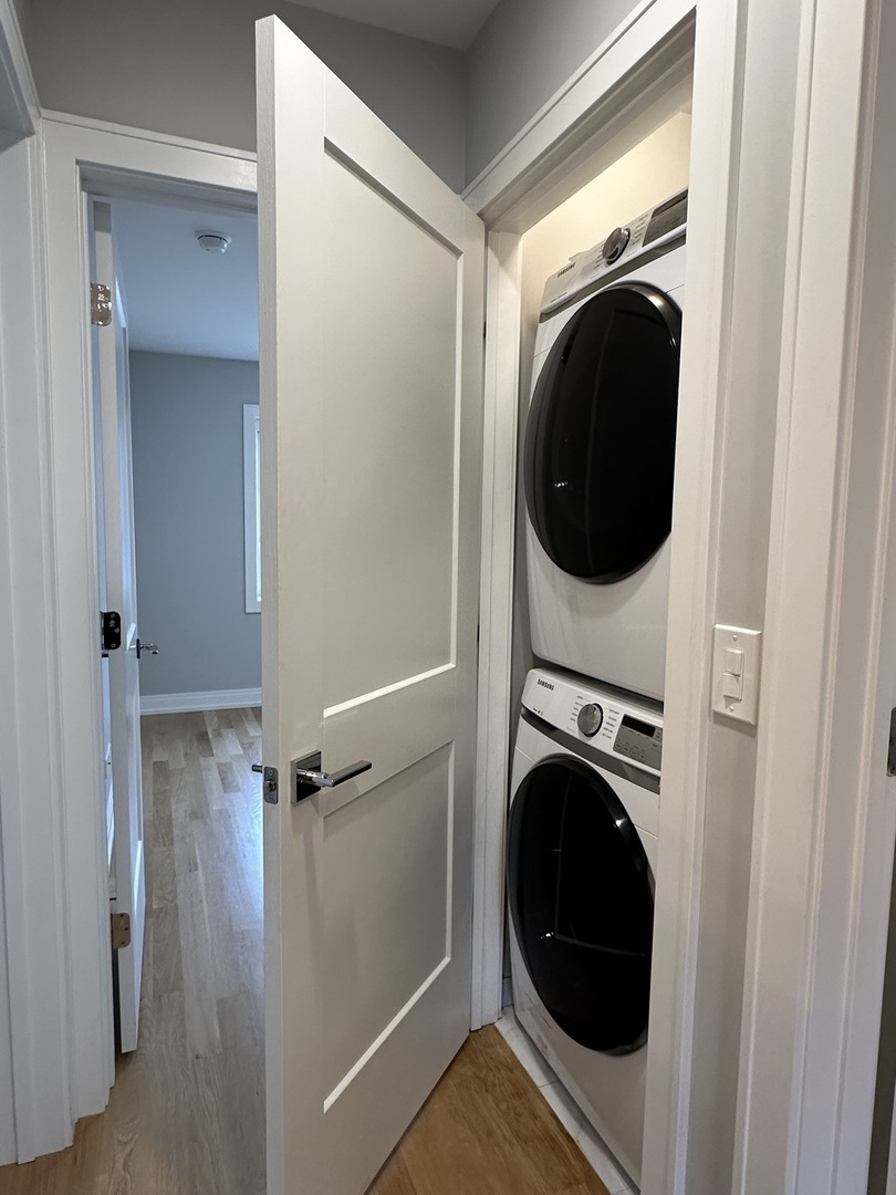 6844 West 65th Street, Unit 2 Chicago, IL 60638 - Photo 11 of 12