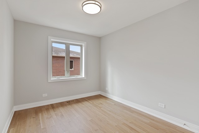 6844 West 65th Street, Unit 2 Chicago, IL 60638 - Photo 6 of 12