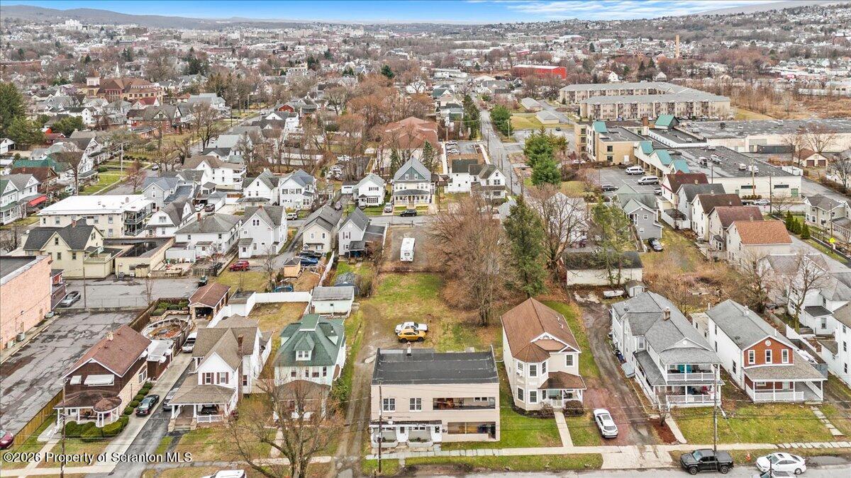 622 East Market Street Scranton, PA 18509 - Photo 8 of 44 an aerial view of residential building