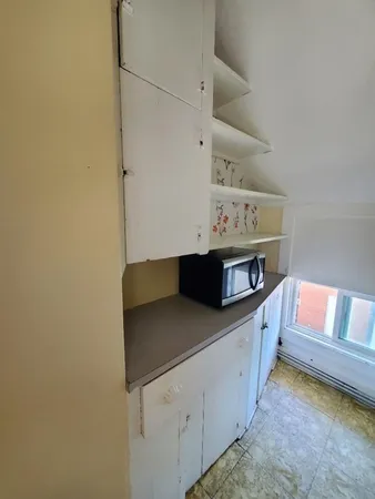 $1,850 | 163 New Boston Road, Unit 2, Fall River, MA 02720