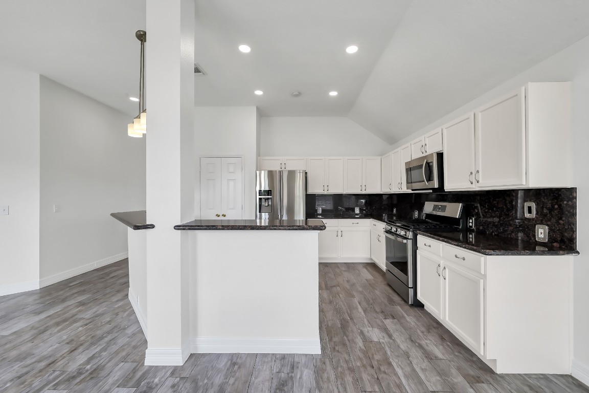 2007 Louetta Brook Court Spring, TX 77388 - Photo 3 of 17