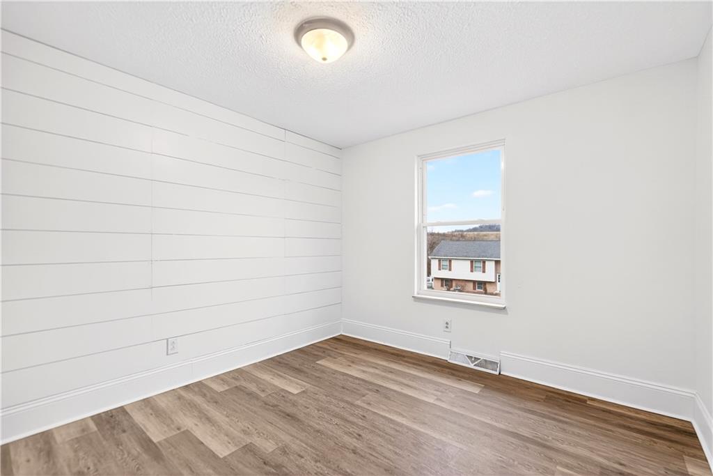 3 Park Road Charleroi, PA 15022 - Photo 19 of 43 an empty room with a window