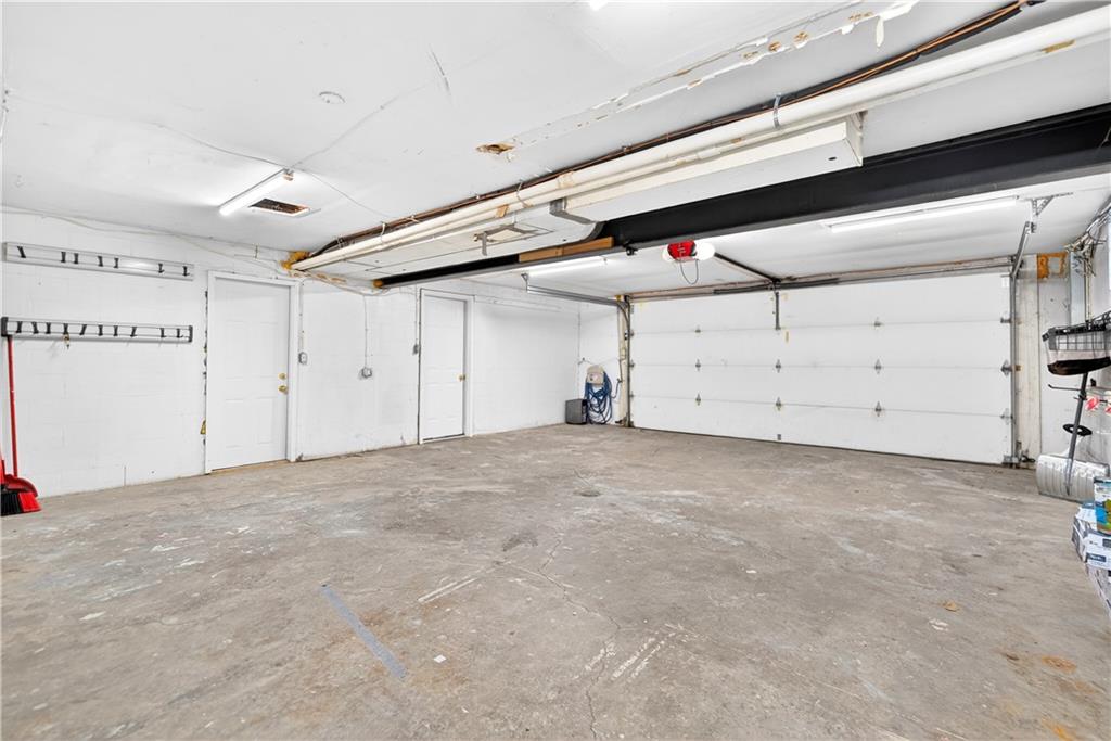 3 Park Road Charleroi, PA 15022 - Photo 34 of 43 a view of a garage