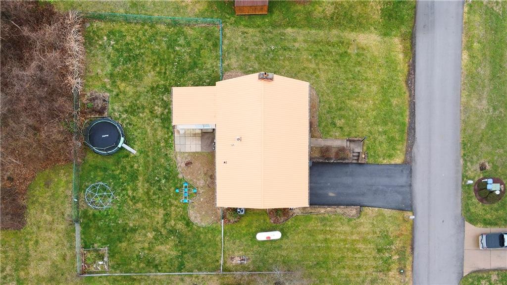 3 Park Road Charleroi, PA 15022 - Photo 40 of 43 view of an outdoor space and a yard