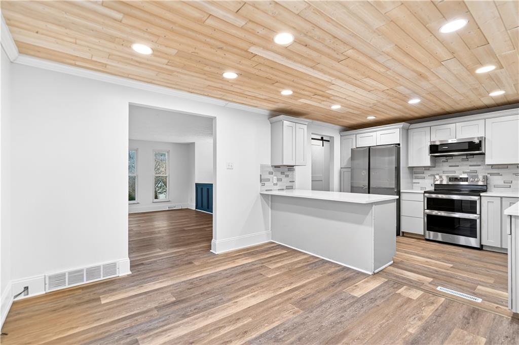 3 Park Road Charleroi, PA 15022 - Photo 6 of 43