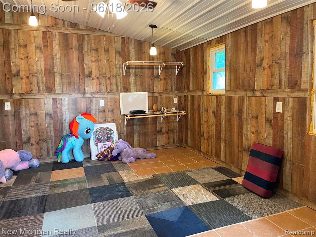 7415 West Farrand Road Clio, MI 48420 - Photo 8 of 31