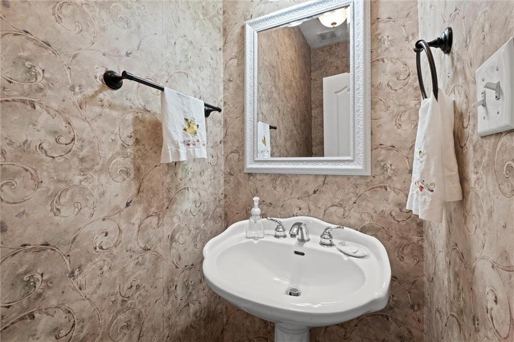 1708 Brookdale Drive Atchison, KS 66002 - Photo 15 of 40