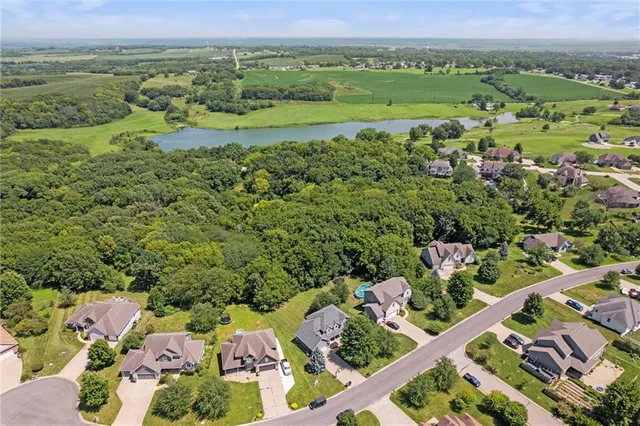 $399,000 | 1708 Brookdale Drive, Atchison, KS 66002