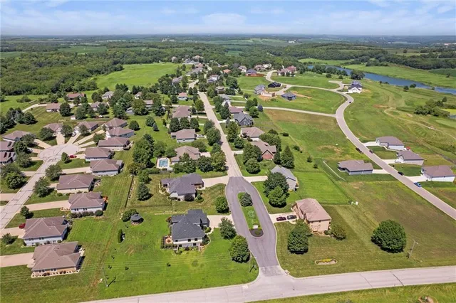 $399,000 | 1708 Brookdale Drive, Atchison, KS 66002