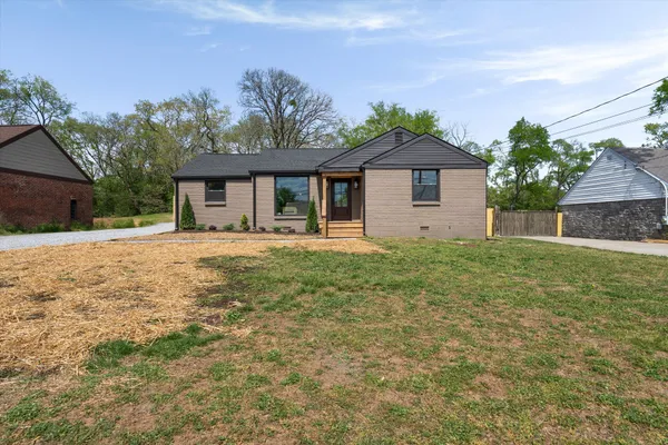 $445,000 | 723 Yowell Avenue, Madison, TN 37115