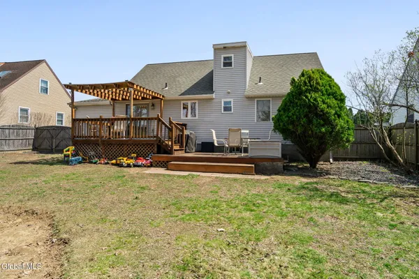 $399,900 | 61 Jefferson Road, Bethlehem, NY 12077
