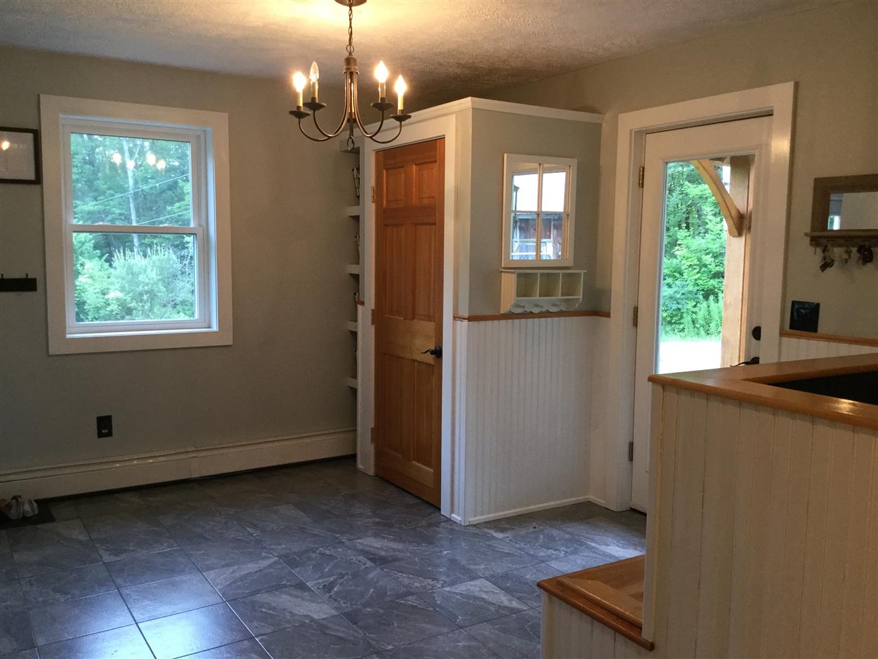 518 Mayotte Road Fletcher, VT 05448 - Photo 4 of 39