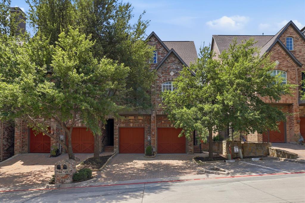 748 Rockingham Drive Irving, TX 75063 - Photo 9 of 40 Gallery Image 9