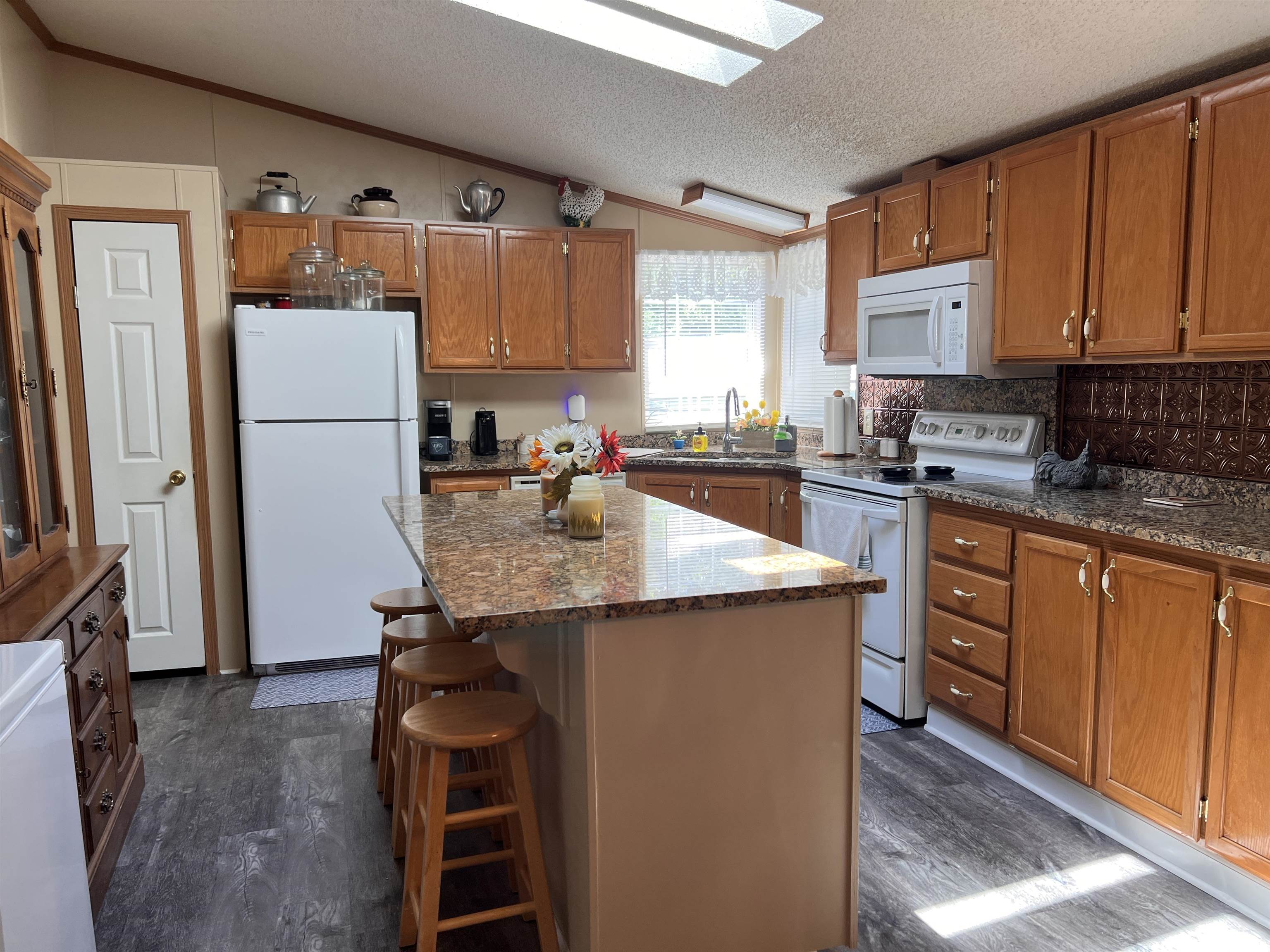 205 Bolton Parker Road Blacksburg, SC 29702 - Photo 4 of 50