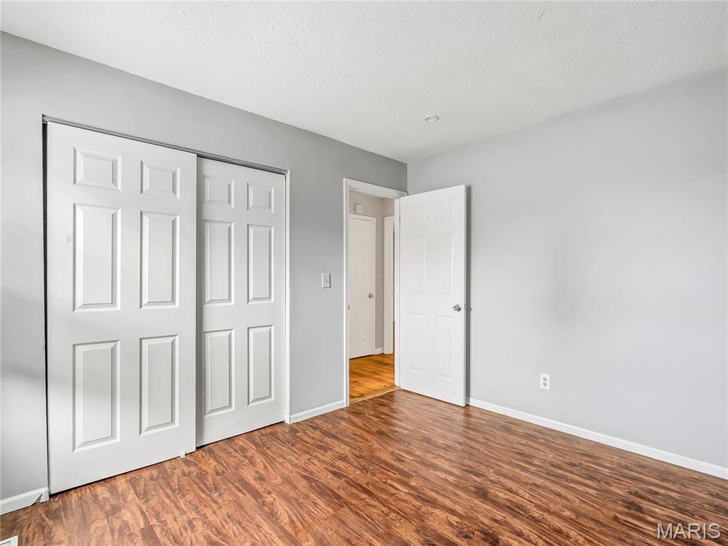 4950 Patricia Ridge Drive Florissant, MO 63033 - Photo 9 of 15