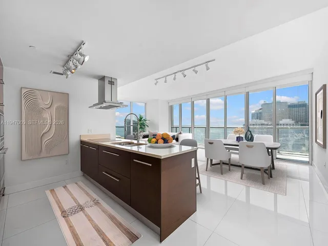 $1,550,000 | 495 Brickell Avenue, Unit 1801, Miami, FL 33131