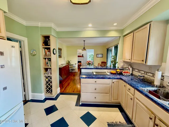 $325,000 | 3340 North Green Street, Farmville, NC 27828