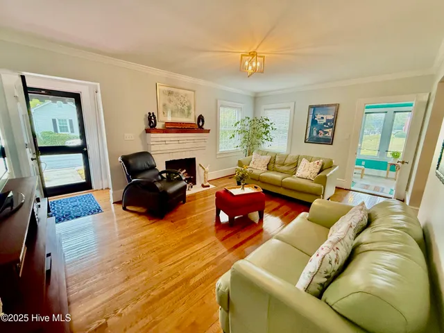 $325,000 | 3340 North Green Street, Farmville, NC 27828