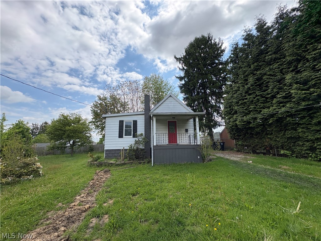 945 Davis Street Akron, OH 44310 - Photo 1 of 12 Gallery Image 1
