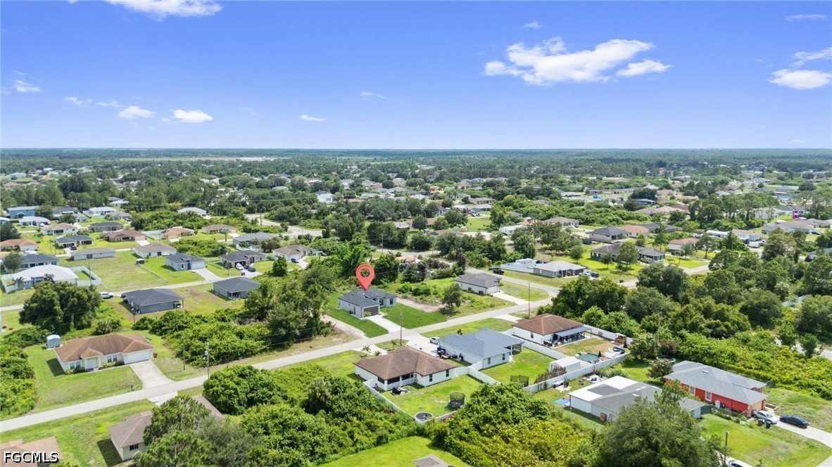 2815 37th Street Southwest Lehigh Acres, FL 33976 - Photo 5 of 30