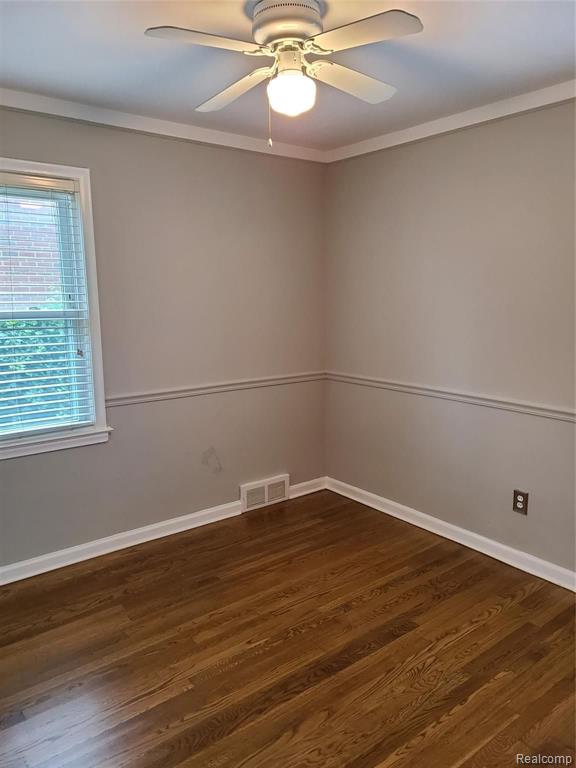 21544 Newcastle Road Harper Woods, MI 48225 - Photo 13 of 16