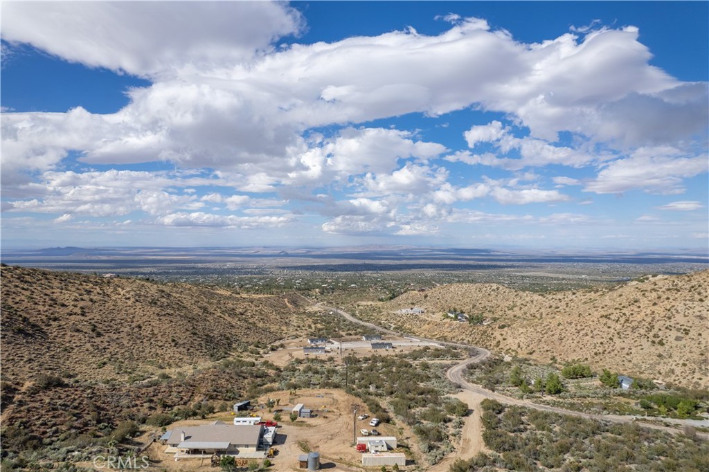 8160 Green Road Pinon Hills, CA 92372 - Photo 6 of 11 a view of an ocean view