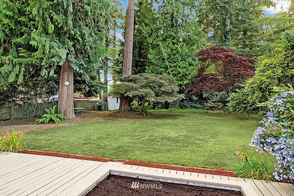 19018 Meridian Place West Bothell, WA 98012 - Photo 2 of 15