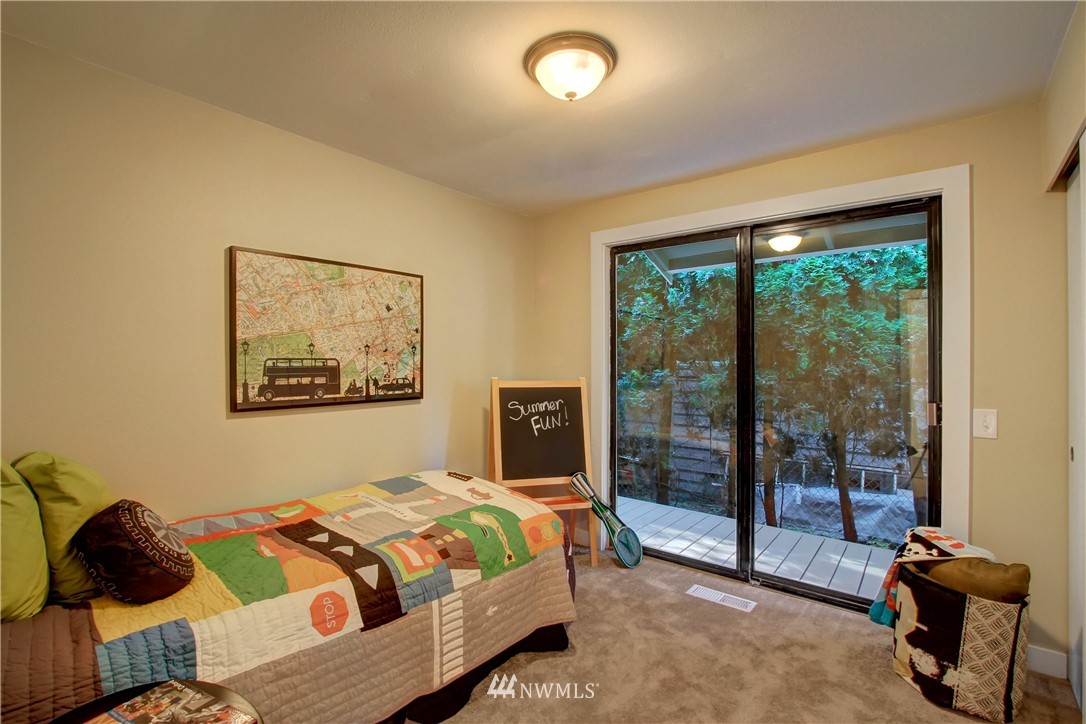 19018 Meridian Place West Bothell, WA 98012 - Photo 11 of 15