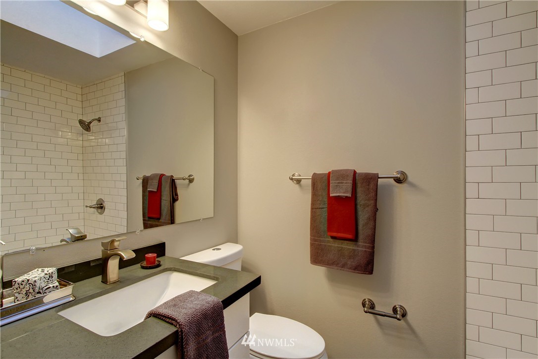 19018 Meridian Place West Bothell, WA 98012 - Photo 13 of 15