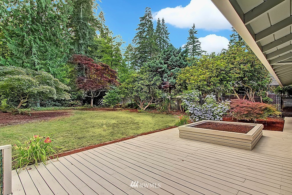 19018 Meridian Place West Bothell, WA 98012 - Photo 14 of 15
