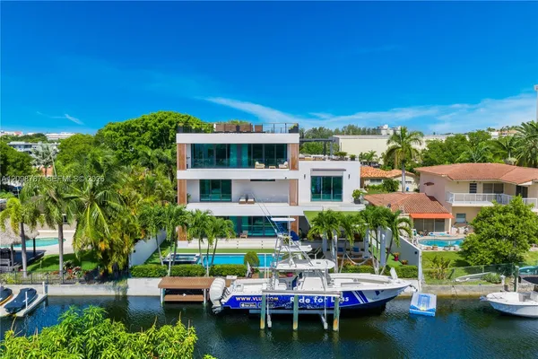 $13,900,000 | 13145 Coronado Drive, North Miami, FL 33181