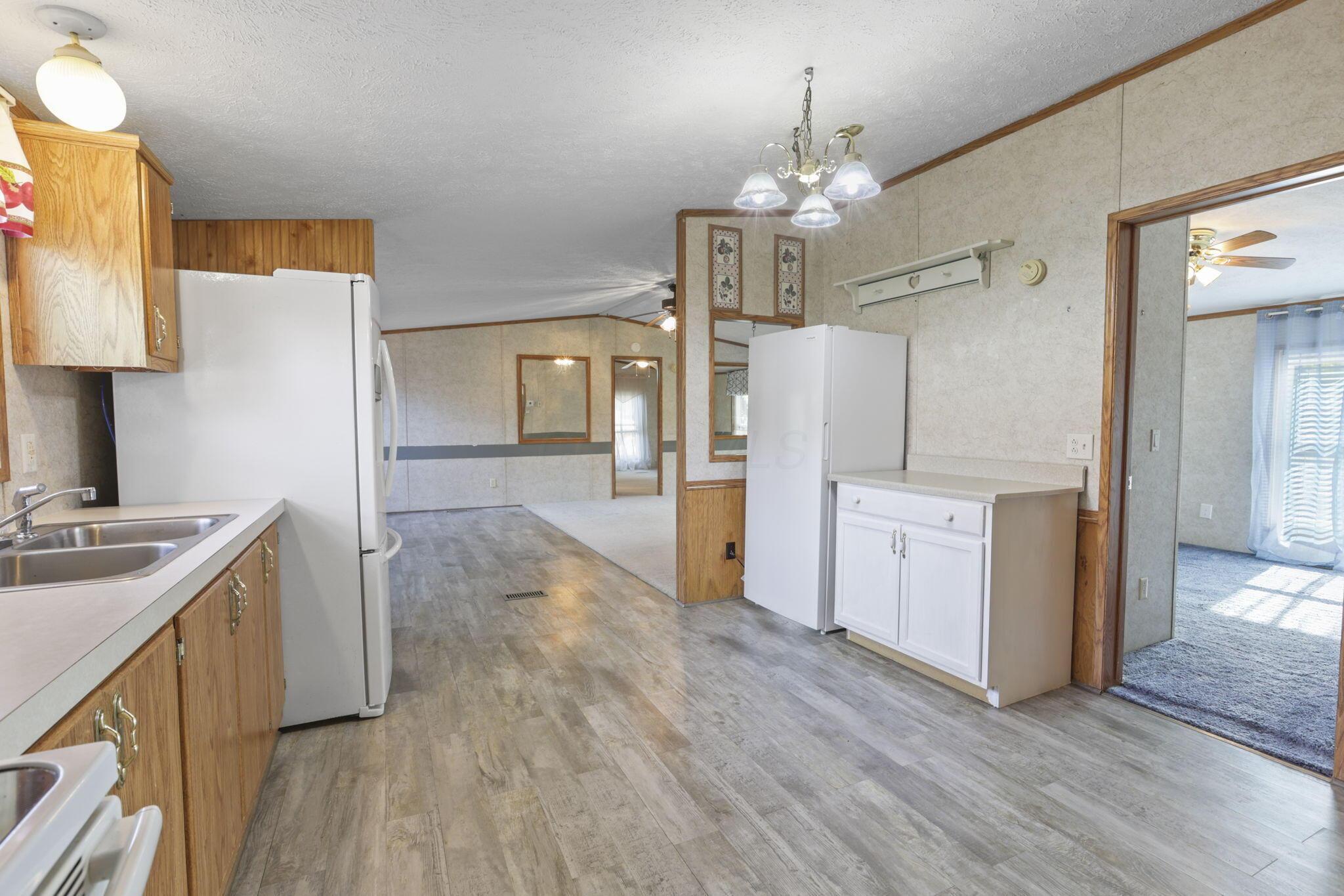 2782 James Road Granville, OH 43023 - Photo 22 of 42 Kitchen