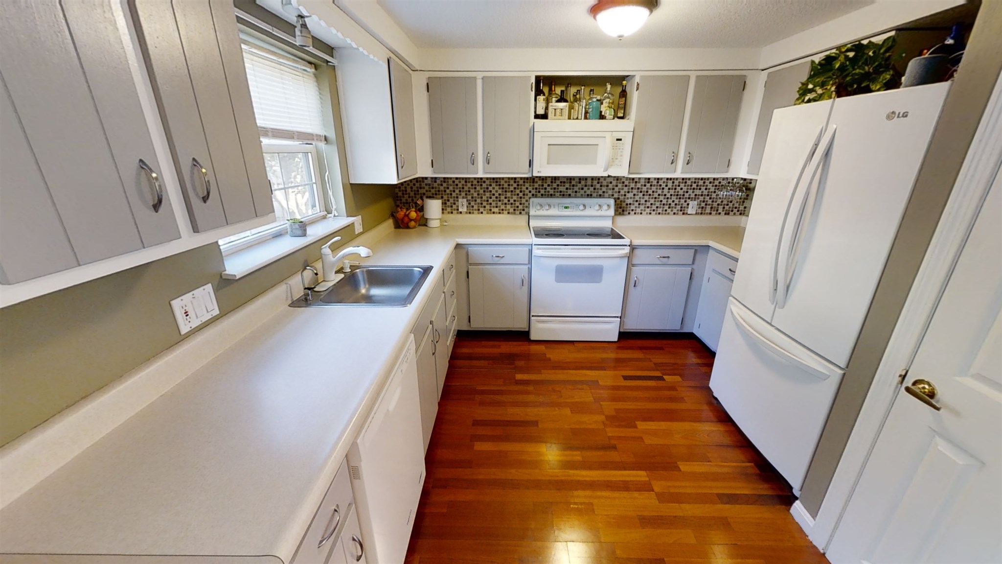 20 East Ridge Road Merrimack, NH 03054 - Photo 2 of 20
