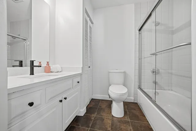 $1,250,000 | 13202 Lakepoint Drive, Plainfield, IL 60585