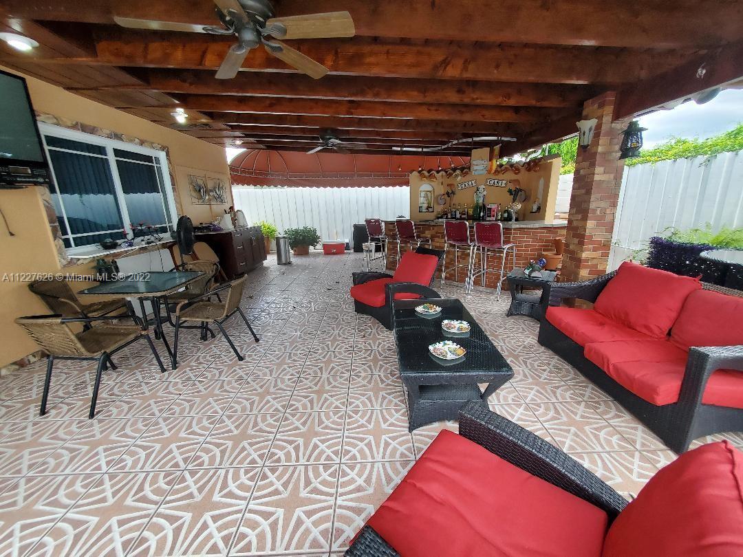 8941 Southwest 20th Street Miami, FL 33165 - Photo 17 of 29 Gallery Image 17