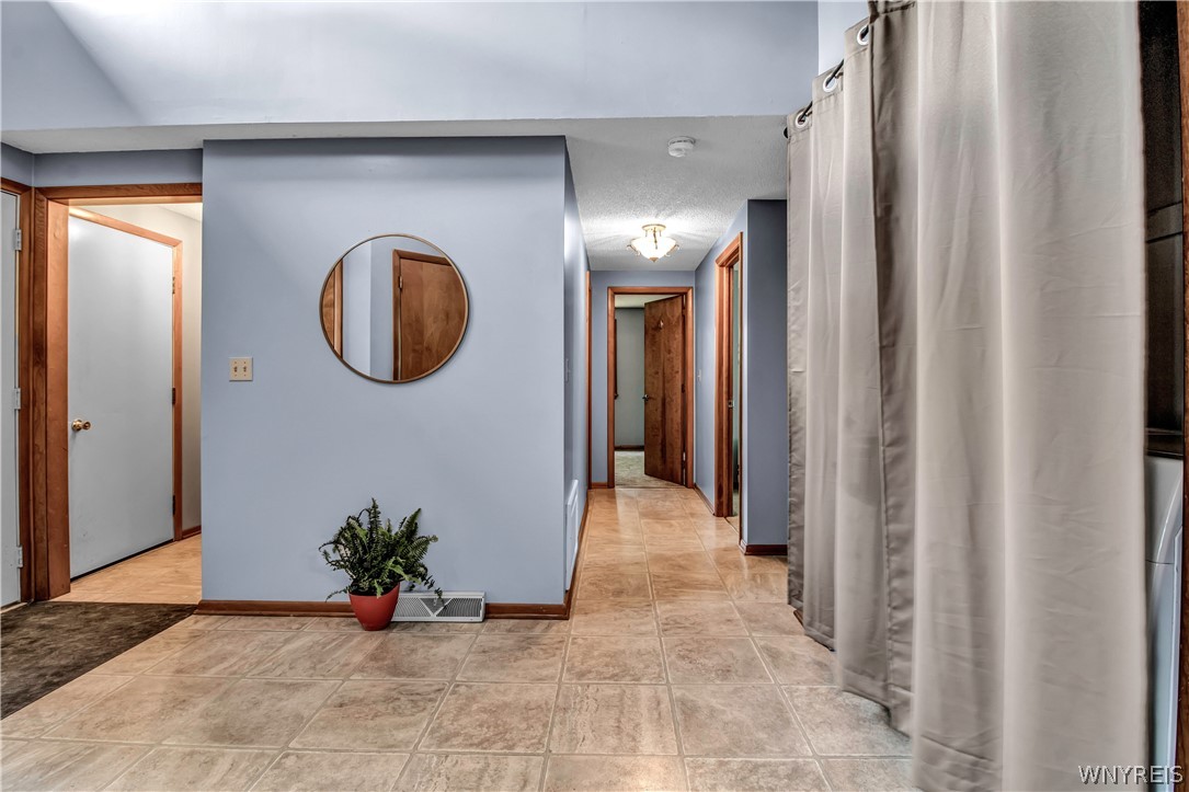 2 Partridge Run Amherst, NY 14228 - Photo 14 of 39