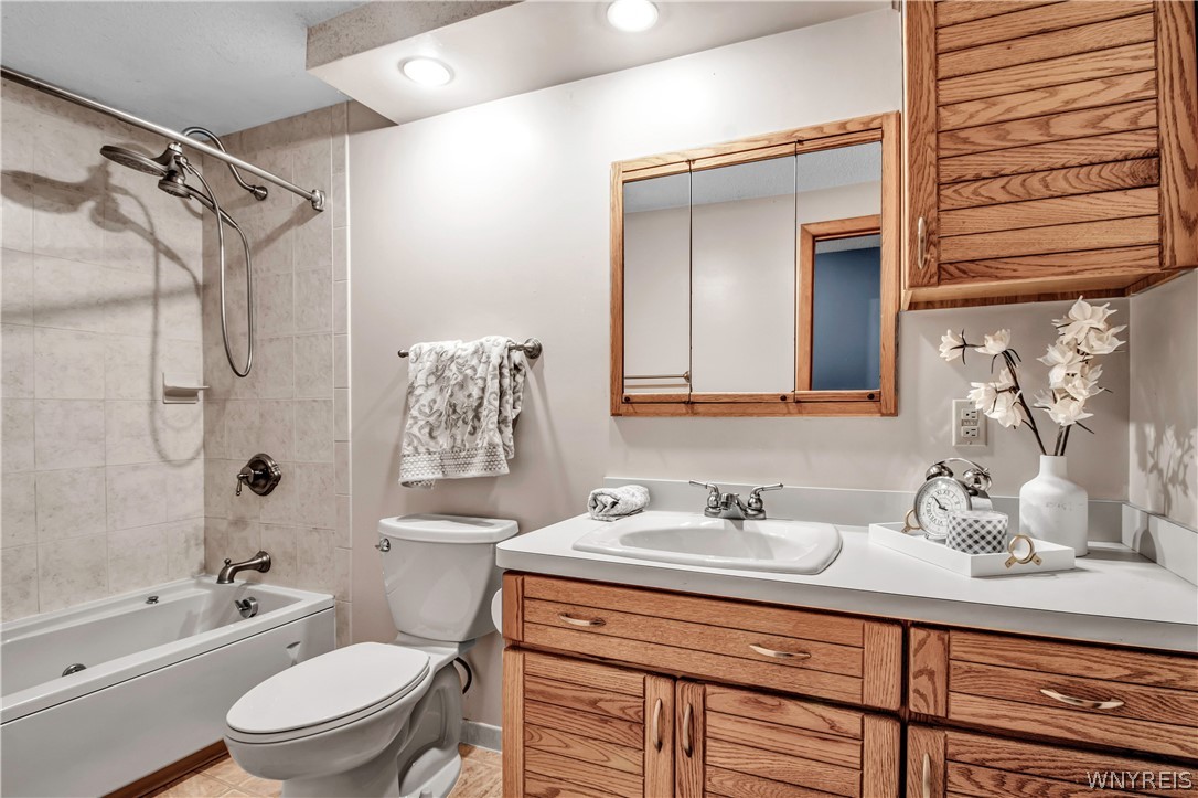 2 Partridge Run Amherst, NY 14228 - Photo 19 of 39