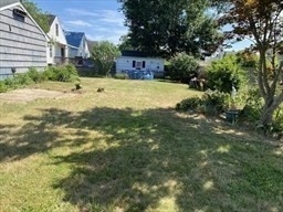 77 Manistee Street Pawtucket, RI 02861 - Photo 11 of 16