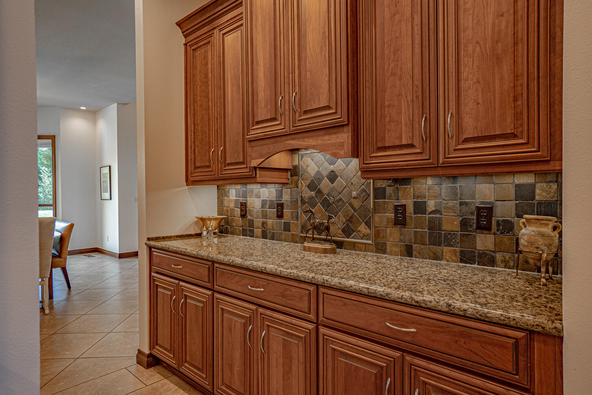 2845 Hanley Road Central Point, OR 97502 - Photo 20 of 66 DSC07878-HDR